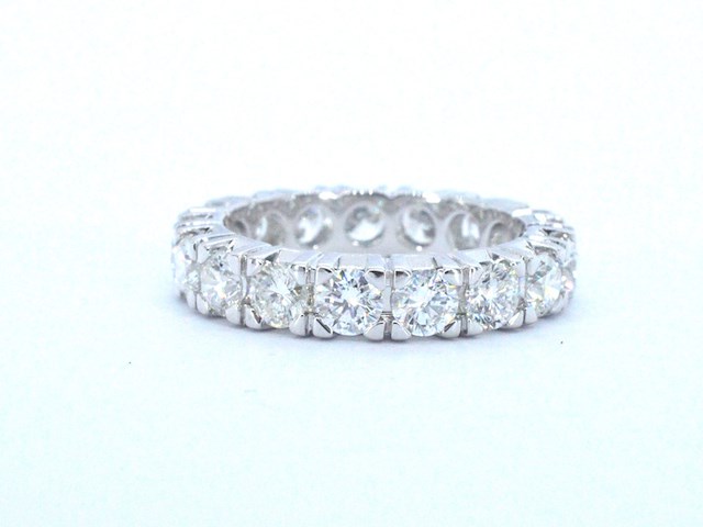 Witgouden alliance ring met natuurlijke diamanten - afbeelding 10 van  11