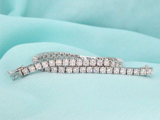 Witgouden armband 5.50 ct diamant - afbeelding 1 van  9
