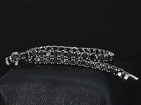 Witgouden armband met 15.00 carat zwarte briljant geslepen diamanten