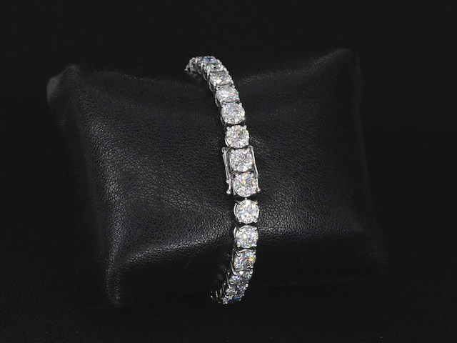 Witgouden armband met 18.00 carat briljanten - afbeelding 6 van  9