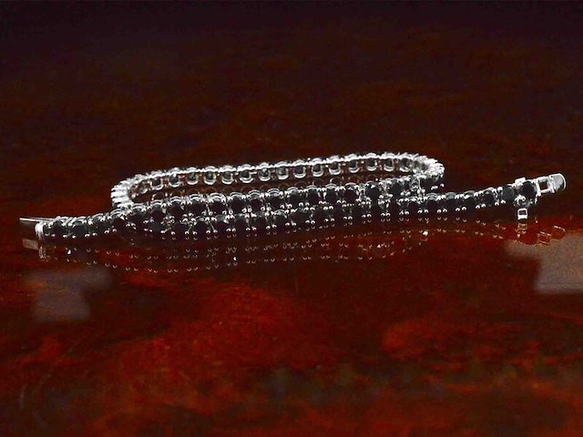Witgouden armband met 7.00 carat zwarte briljant geslepen diamanten - afbeelding 1 van  8
