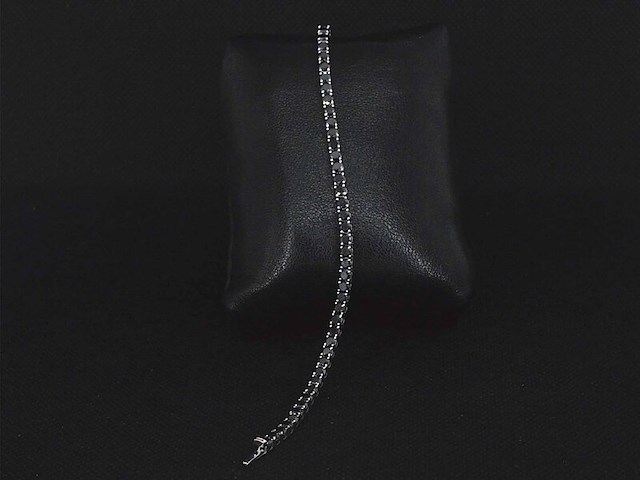 Witgouden armband met 7.00 carat zwarte briljant geslepen diamanten - afbeelding 7 van  8