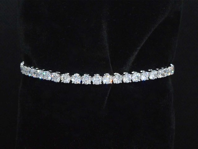 Witgouden armband met briljant geslepen diamanten 6.56 carat - afbeelding 4 van  8