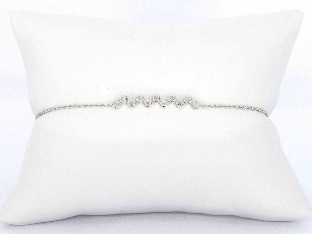 Witgouden armband met diamanten - afbeelding 1 van  8