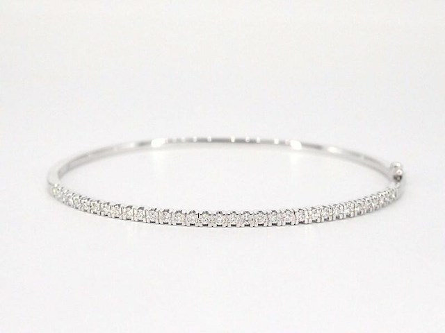 Witgouden armband met diamanten - afbeelding 1 van  11
