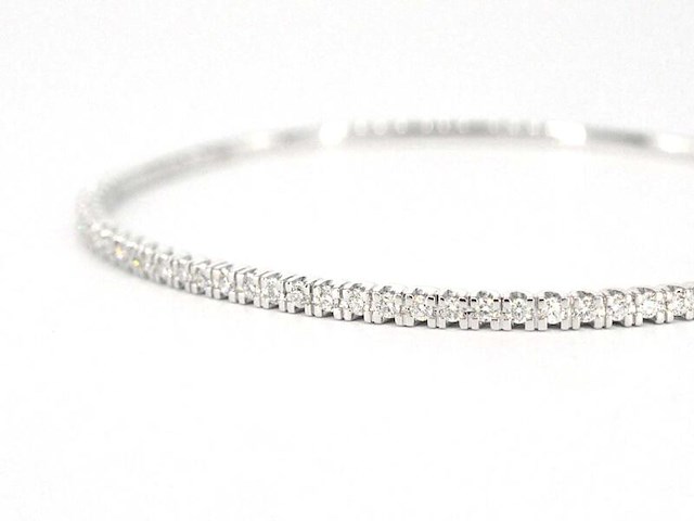 Witgouden armband met diamanten - afbeelding 11 van  11