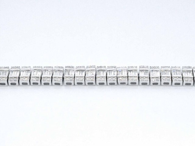 Witgouden armband met volledig gezet met diamanten 4.50 carat - afbeelding 5 van  9