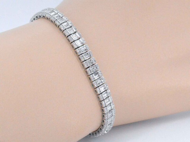 Witgouden armband met volledig gezet met diamanten 4.50 carat - afbeelding 2 van  9