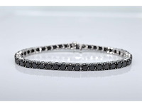 Witgouden armband met zwarte diamanten
