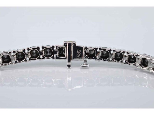 Witgouden armband met zwarte diamanten - afbeelding 4 van  7