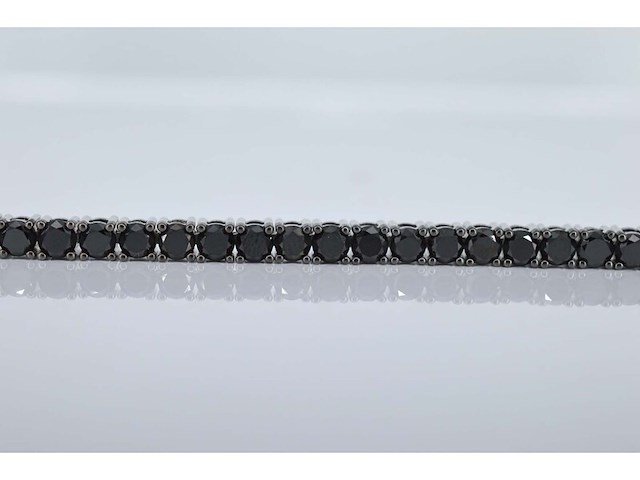 Witgouden armband met zwarte diamanten - afbeelding 5 van  7
