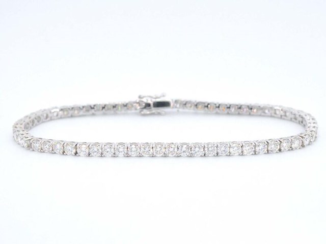 Witgouden armband vol met briljant geslepen natuurlijke diamanten 6.00 carat - afbeelding 1 van  11