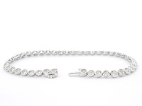 Witgouden armband vol met diamanten gezet - afbeelding 4 van  9