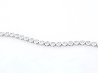 Witgouden armband vol met diamanten gezet - afbeelding 5 van  9