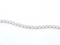 Witgouden armband vol met diamanten gezet - afbeelding 5 van  9