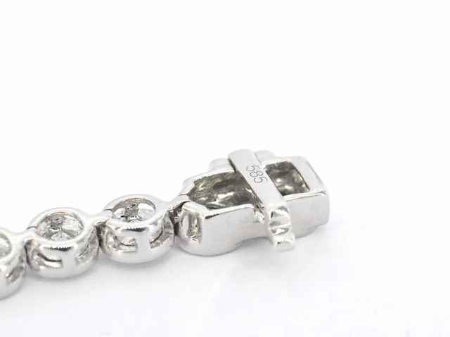 Witgouden armband vol met diamanten gezet - afbeelding 7 van  7