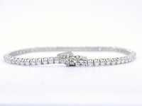 Witgouden armband volledig bezet met briljant geslepen diamanten 4.50 carat - afbeelding 4 van  9
