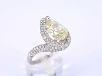 Witgouden bijzondere diamanten ring met een pear shape diamant van 3.00 carat - afbeelding 4 van  8