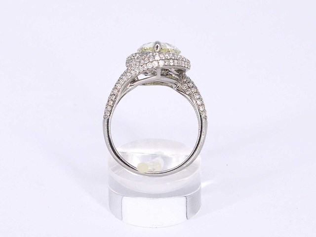 Witgouden bijzondere diamanten ring met pear shape diamant 3.00 carat - afbeelding 6 van  7