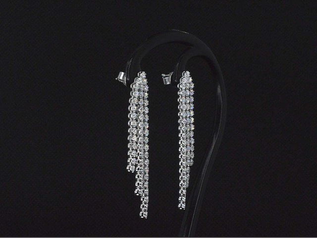 Witgouden chandelier oorbellen met hoge kwaliteit diamanten - afbeelding 5 van  9