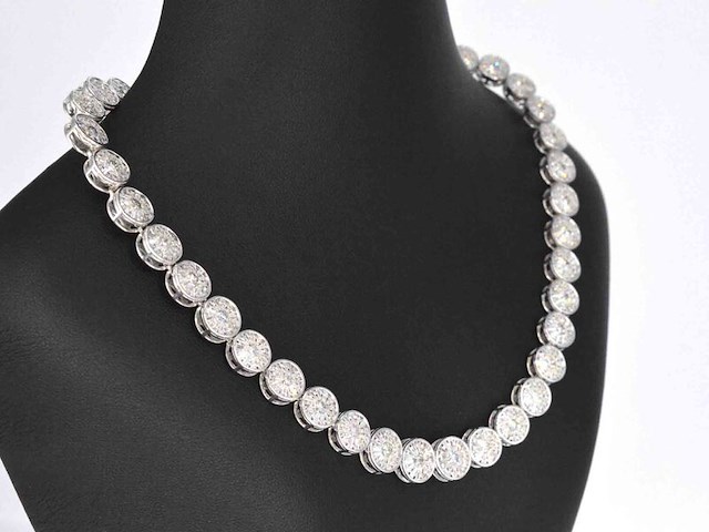 Witgouden collier met 15.00 carat diamanten - afbeelding 5 van  10