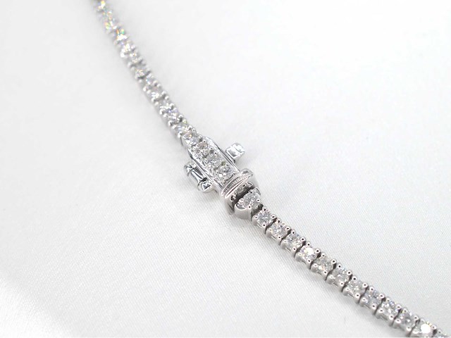 Witgouden collier met briljant geslepen diamanten - afbeelding 8 van  9