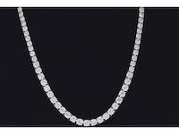 Witgouden collier met diamanten 10.00 carat