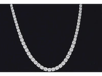 Witgouden collier met diamanten 10.00 carat
