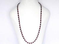 Witgouden collier met diamanten en robijn - afbeelding 2 van  9