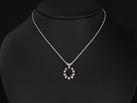 Witgouden collier met diamanten en robijn - afbeelding 2 van  6