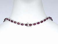 Witgouden collier met diamanten en robijn - afbeelding 8 van  10