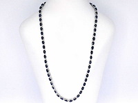 Witgouden collier met diamanten en saffier - afbeelding 2 van  9