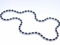 Witgouden collier met diamanten en saffier - afbeelding 6 van  10