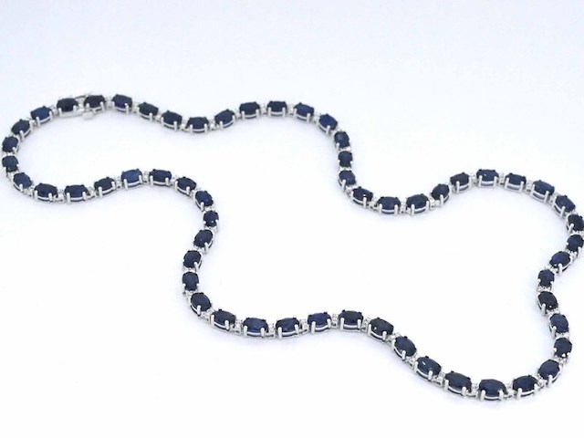 Witgouden collier met diamanten en saffier - afbeelding 5 van  8