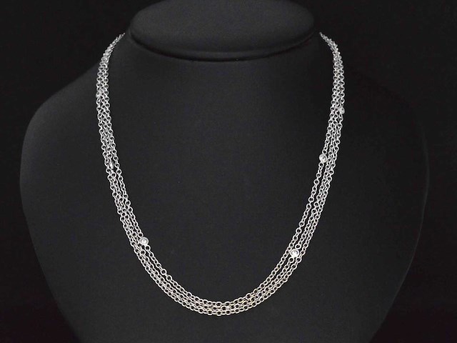 Witgouden collier met diamanten - afbeelding 1 van  6