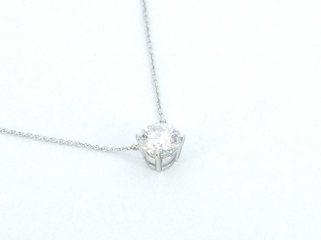 Witgouden collier met een diamant van 0.70 carat - afbeelding 2 van  2