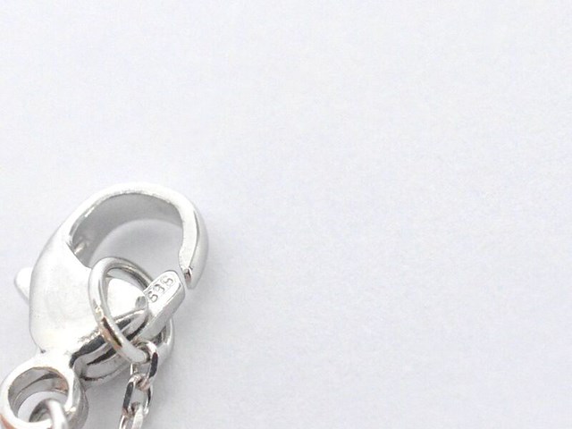 Witgouden collier met een rosegouden diamanten infinity hanger - afbeelding 7 van  9