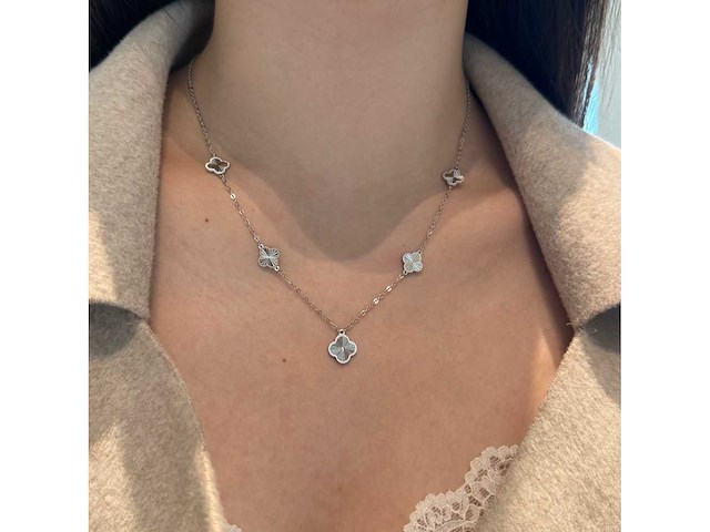 Witgouden collier met klaver design rhodium verguld - afbeelding 5 van  7
