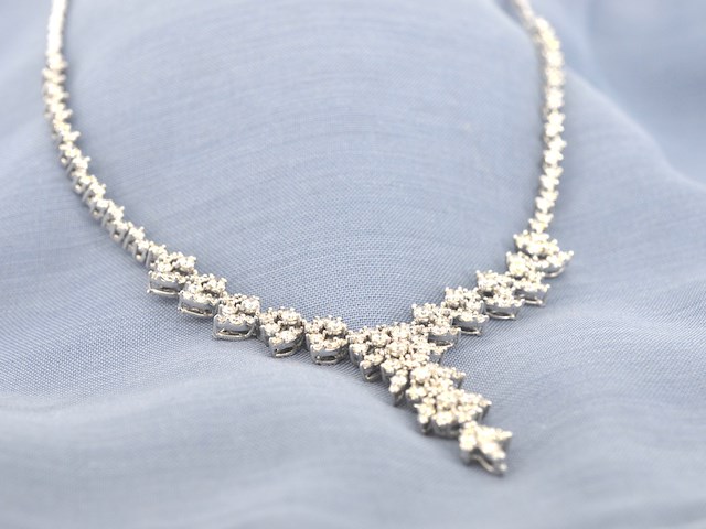 Witgouden collier met natuurlijke diamanten 4.00 carat - afbeelding 3 van  10