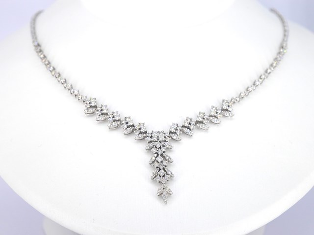 Witgouden collier met natuurlijke diamanten 4.00 carat - afbeelding 1 van  10