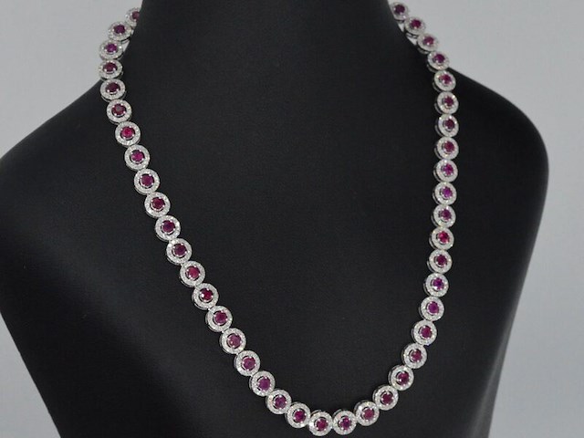 Witgouden collier volledig met natuurlijke witte diamanten en robijnen 15.00 carat - afbeelding 6 van  11