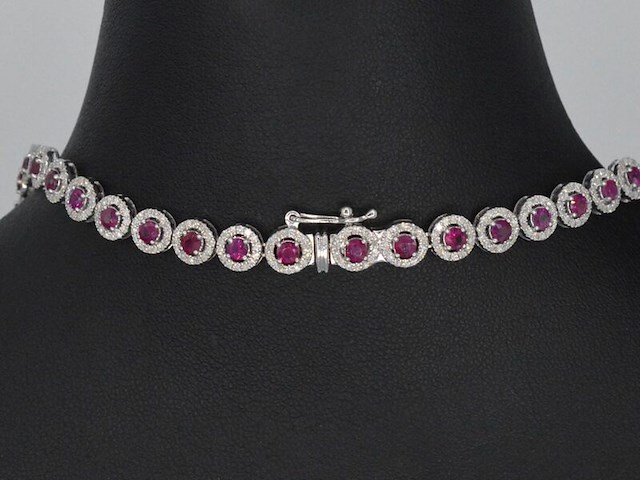 Witgouden collier volledig met natuurlijke witte diamanten en robijnen 15.00 carat - afbeelding 7 van  11