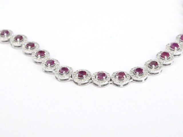 Witgouden collier volledig met natuurlijke witte diamanten en robijnen 15.00 carat - afbeelding 10 van  11