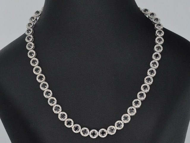 Witgouden collier volledig met witte en zwarte diamanten 14.00 carat - afbeelding 1 van  7