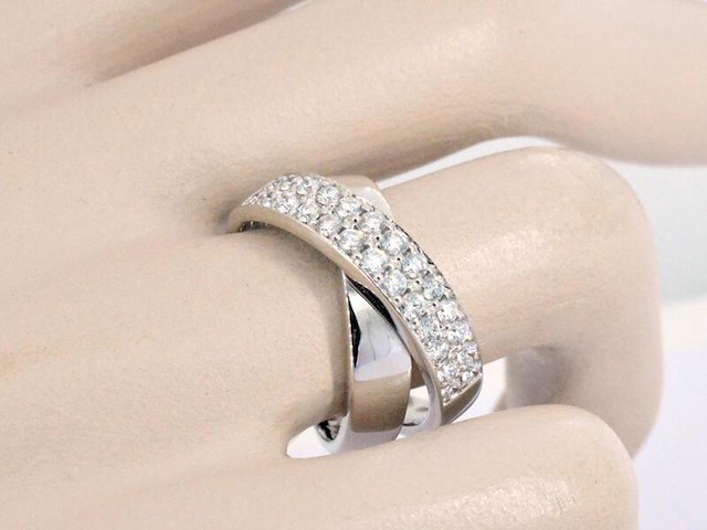 Witgouden cross-over rij ring met briljant geslepen kwaliteit diamanten - afbeelding 5 van  12