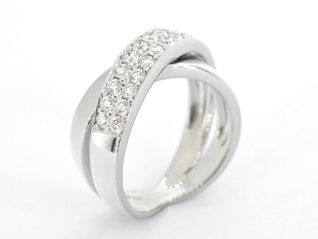 Witgouden cross-over rij ring met briljant geslepen kwaliteit diamanten - afbeelding 7 van  12