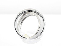 Witgouden cross over rijring met briljant geslepen diamanten - afbeelding 10 van  11