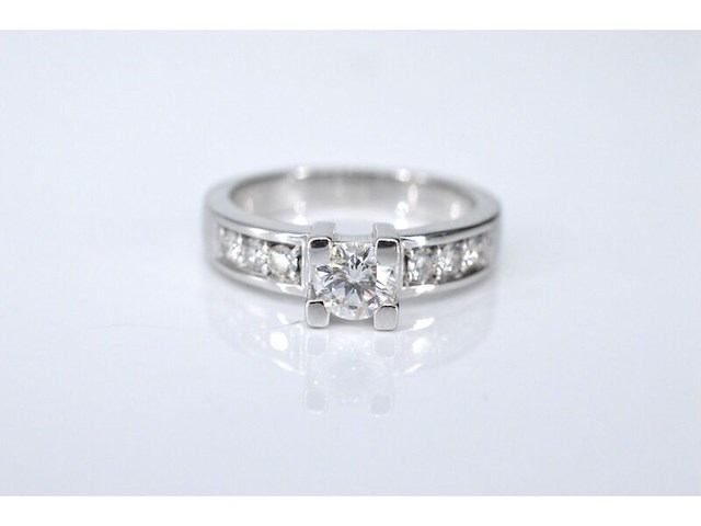 Witgouden demi-alliance met briljant en diamanten - afbeelding 3 van  7