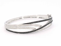 Witgouden design armband met witte en zwarte briljanten diamanten - afbeelding 4 van  7