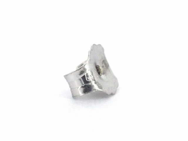 Witgouden design oorbellen diamant saffier - afbeelding 7 van  8